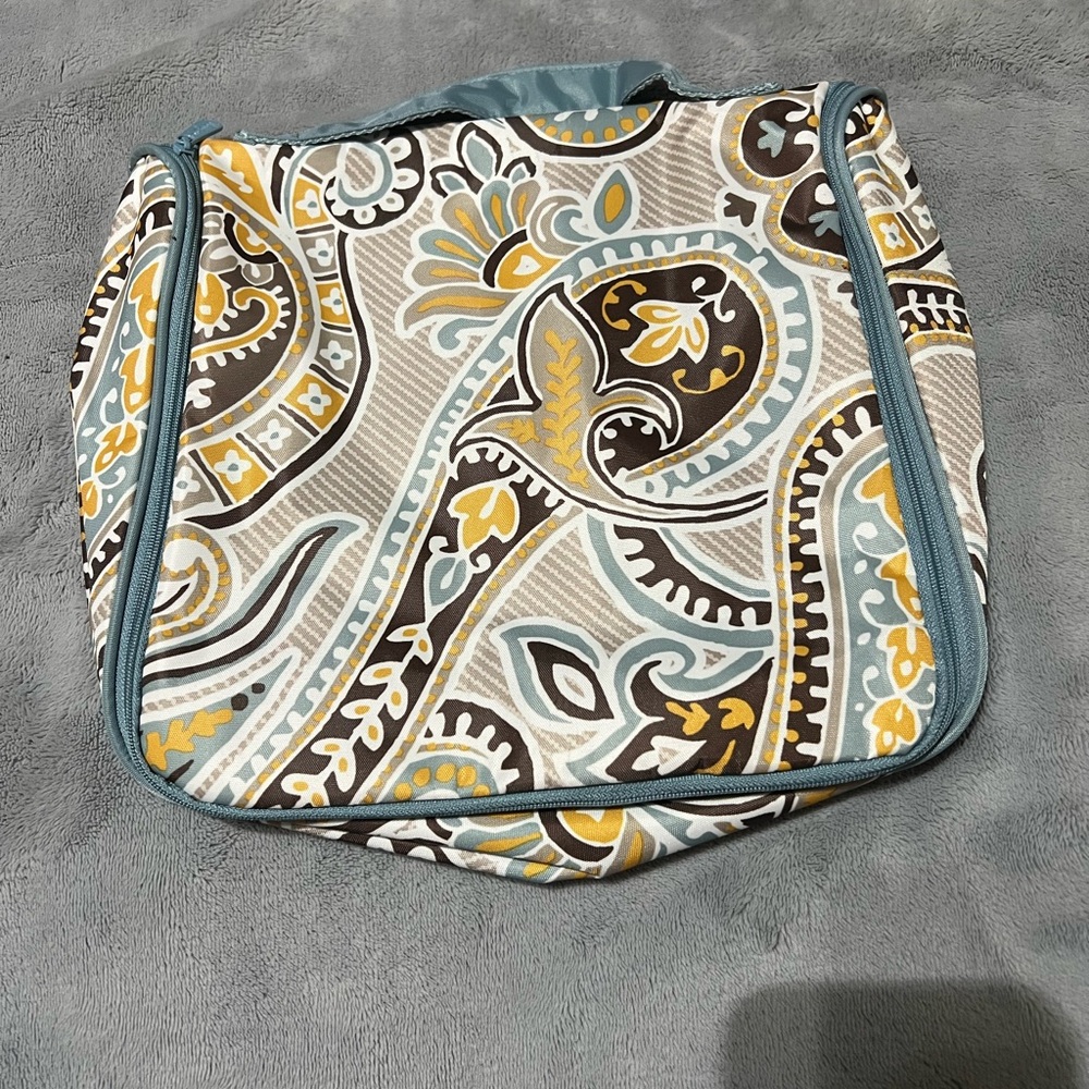 NWOT Thirty One Travel organizer
